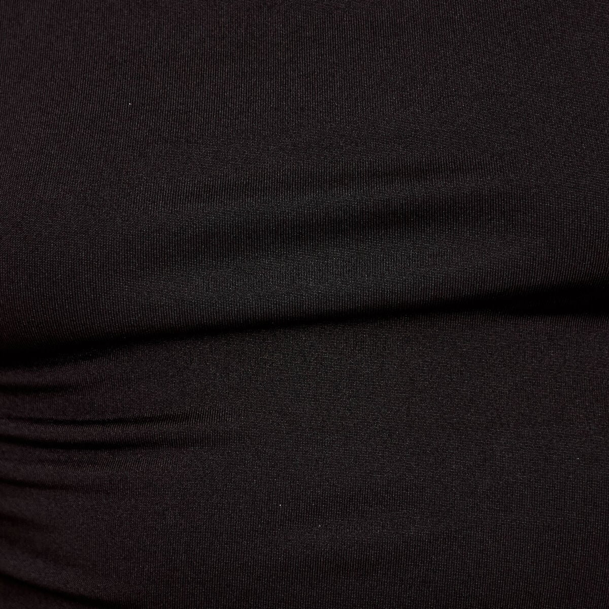 Body ajust&eacute; d&eacute;collet&eacute; sans manches noir femme
