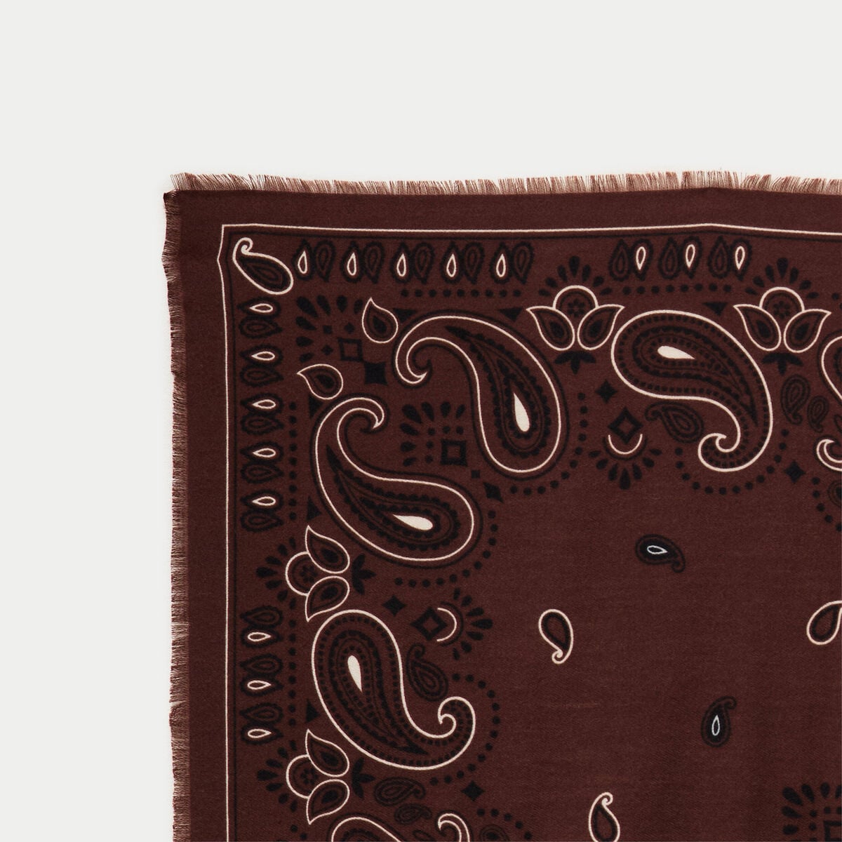 Foulard marron fonc&eacute; femme