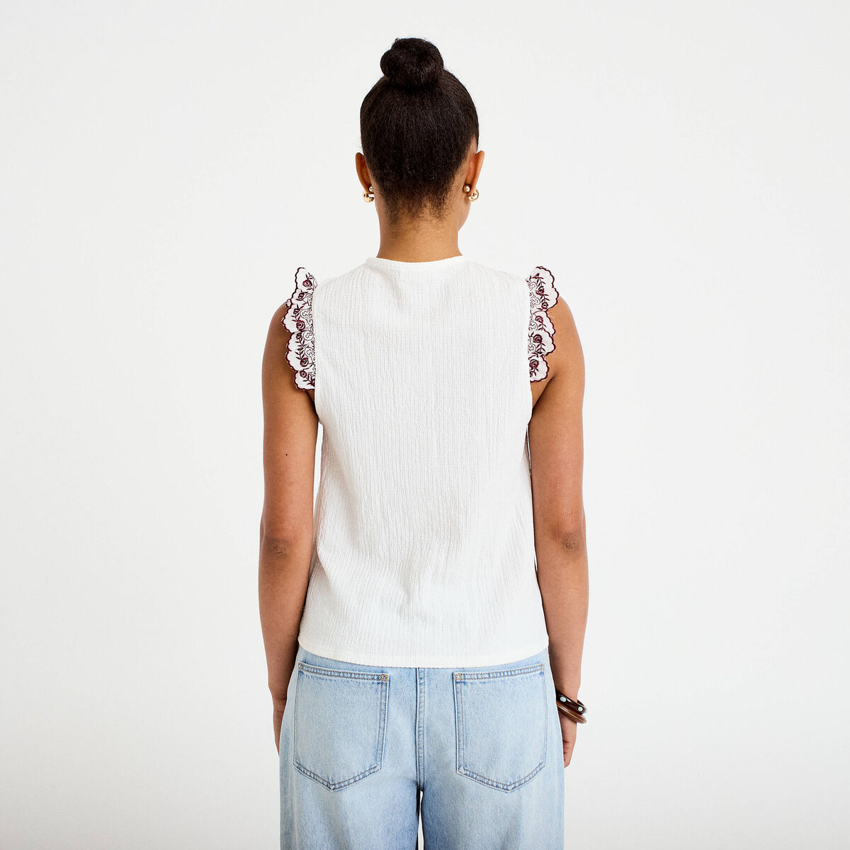 Blouse d&eacute;collet&eacute; sans manches brod&eacute;e rouge femme