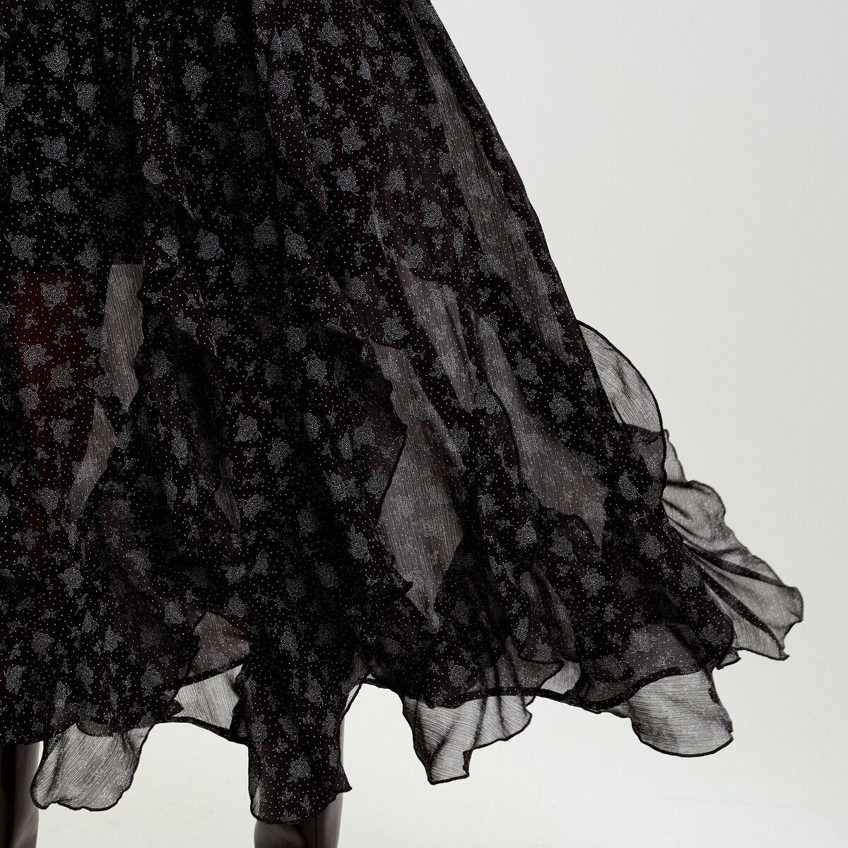 Jupon &eacute;vas&eacute; longueur 3/4 en voile noir femme