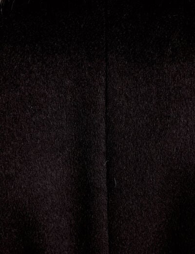 Manteau cintr&eacute; col ch&acirc;le manches longues noir femme