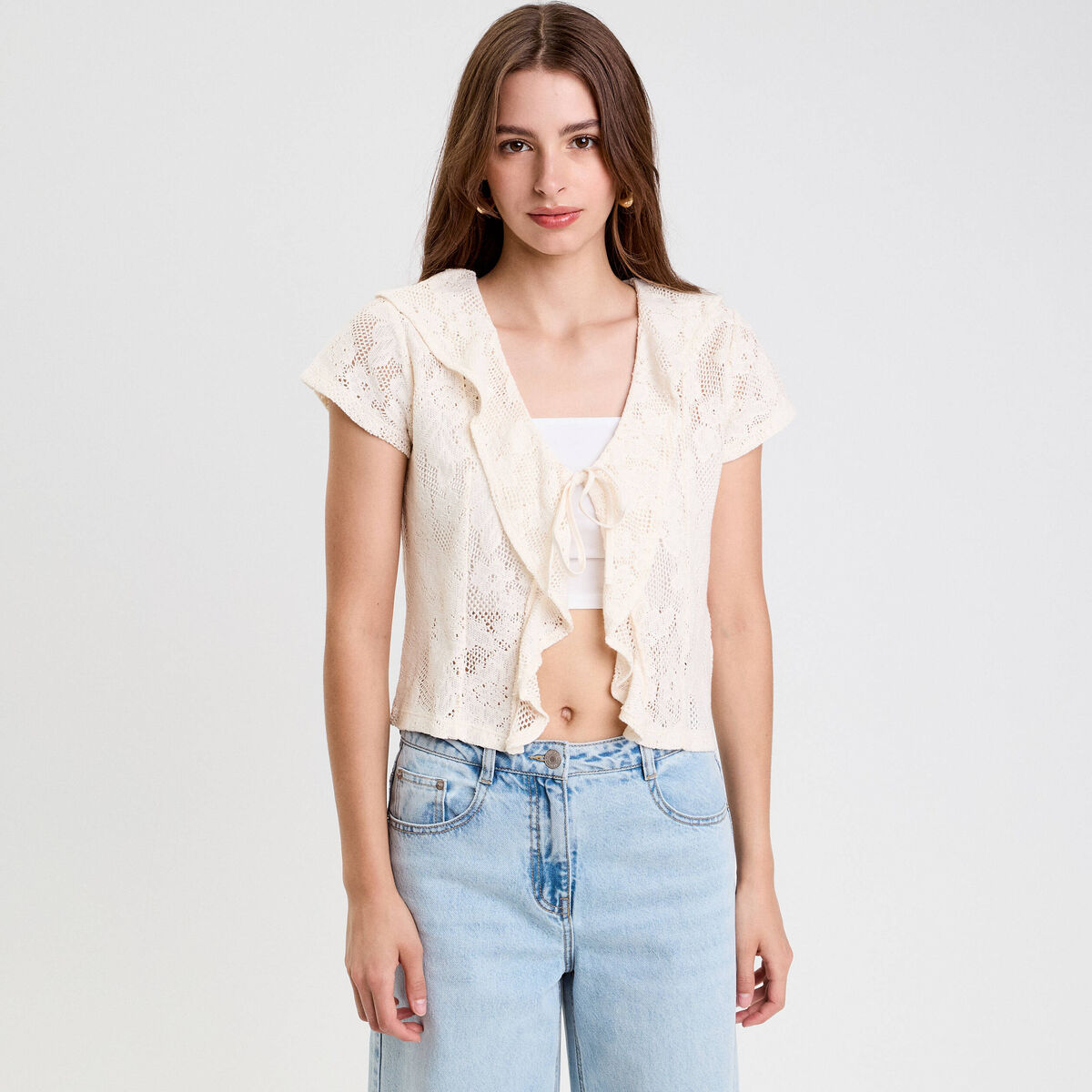 Blouse ajour&eacute;e d&eacute;collet&eacute; manches courtes ecru femme