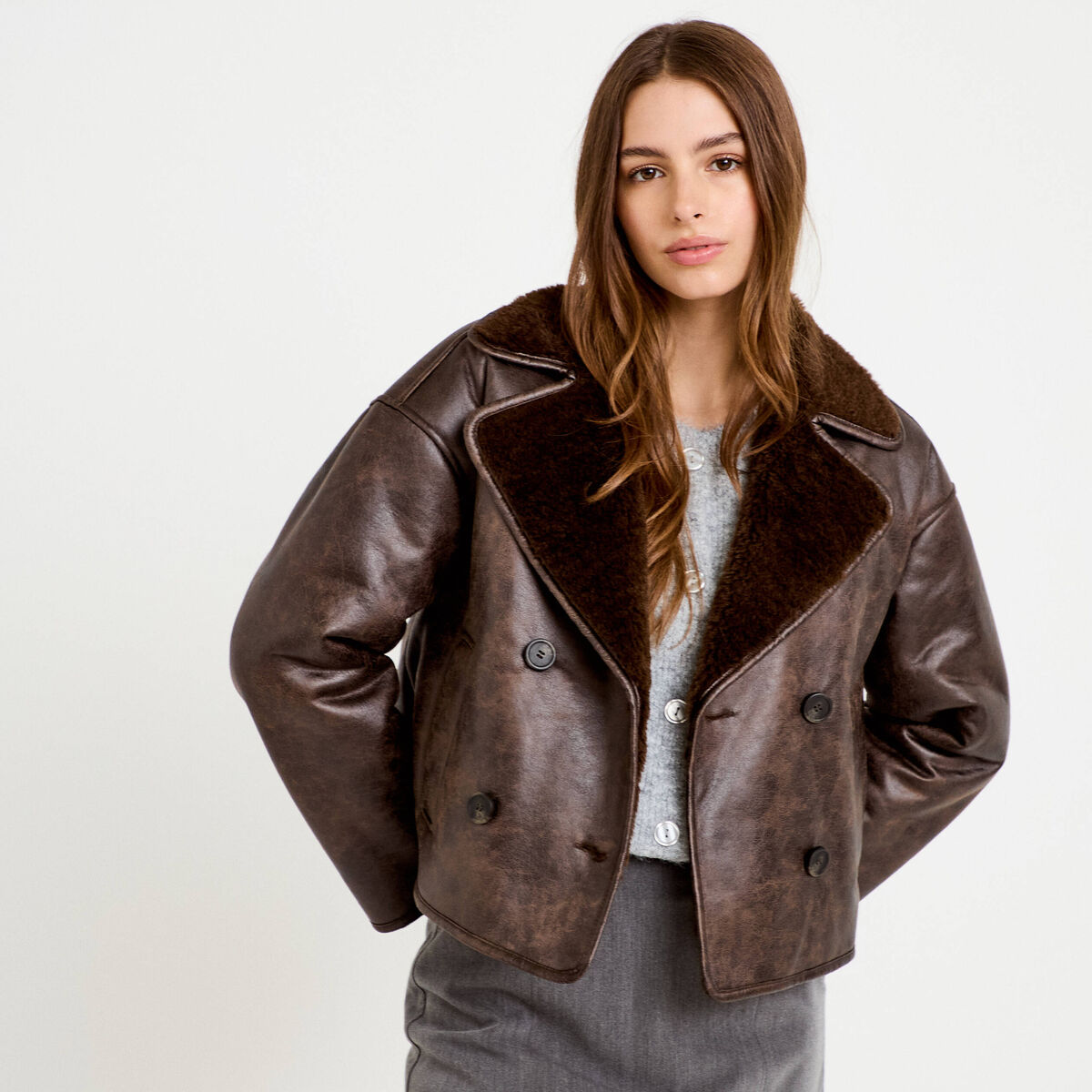 Caban cropped droit col tailleur marron fonc&eacute; femme