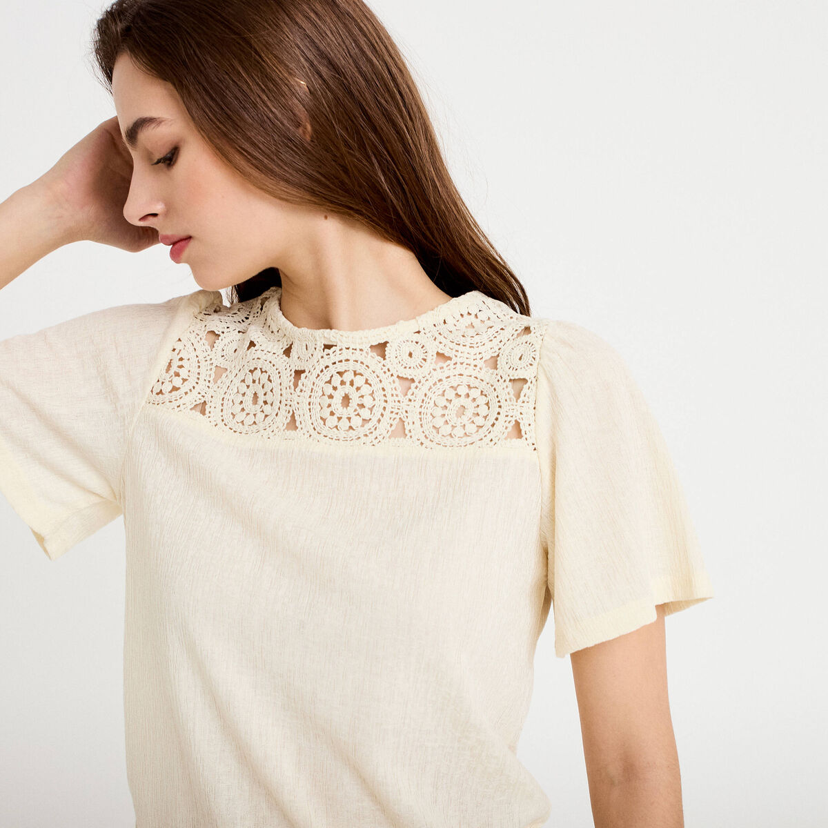 T-shirt manches courtes aspect dentelle ecru femme
