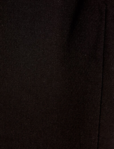 Gilet ajust&eacute; sans manches col rond noir femme