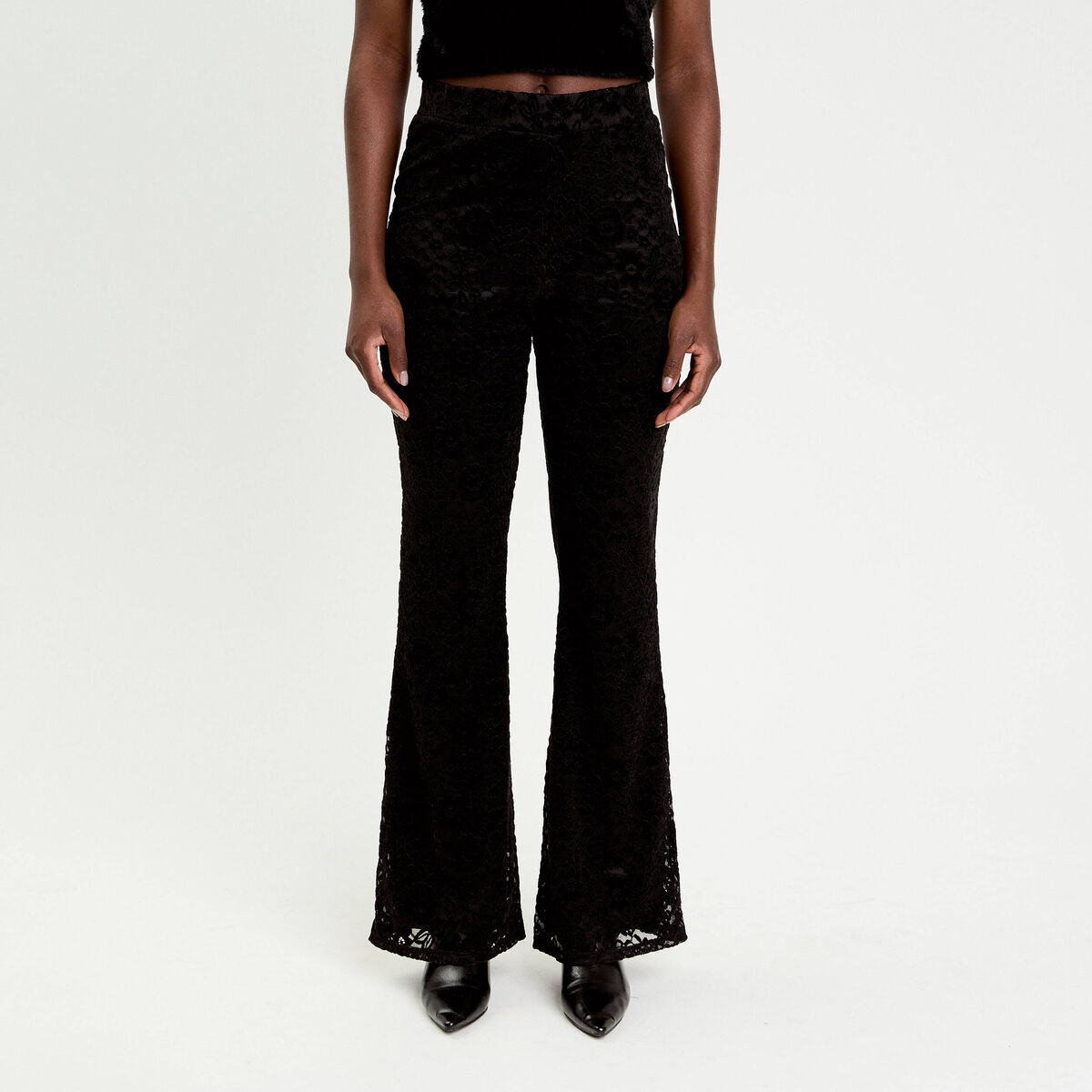 Pantalon bootcut effet dentelle noir femme