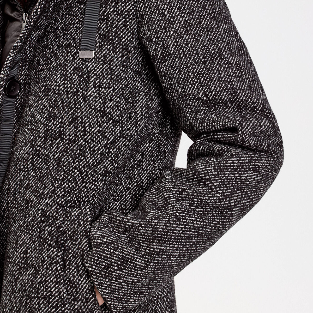 Manteau droit long &agrave; capuche noir femme