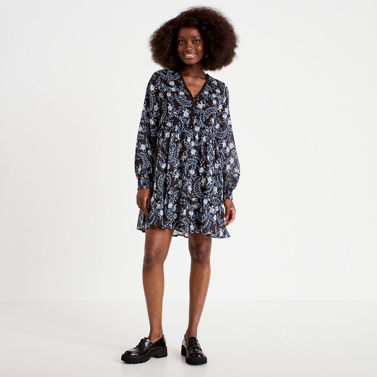 Robe droite col v manches longues noir femme