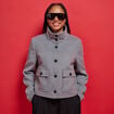 Veste courte aspect laineux gris femme