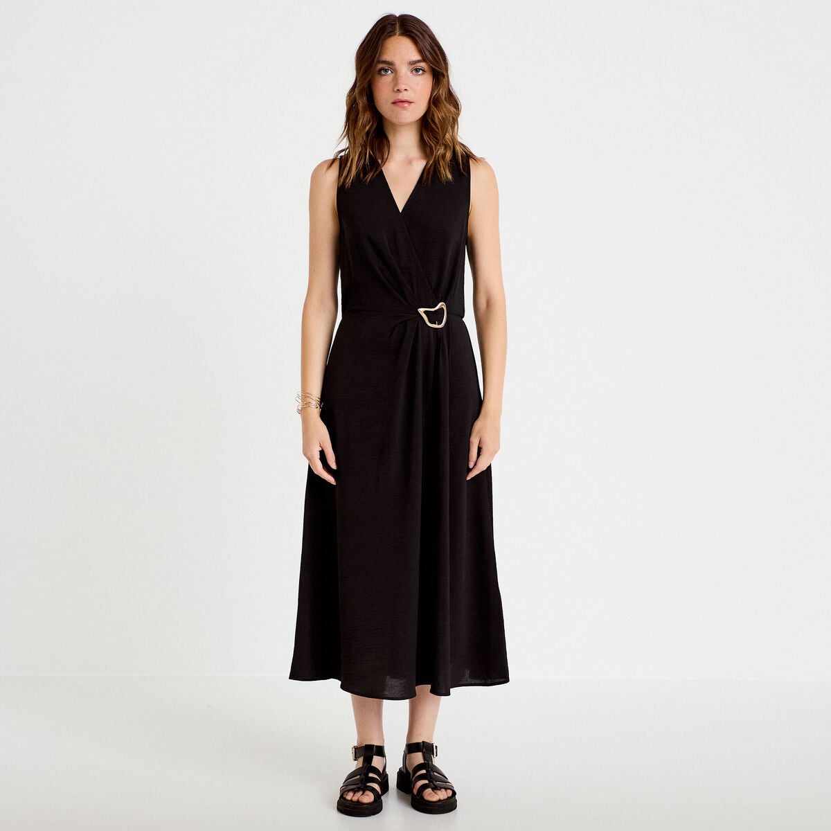 Robe droite 3/4 sans manches col v noir femme