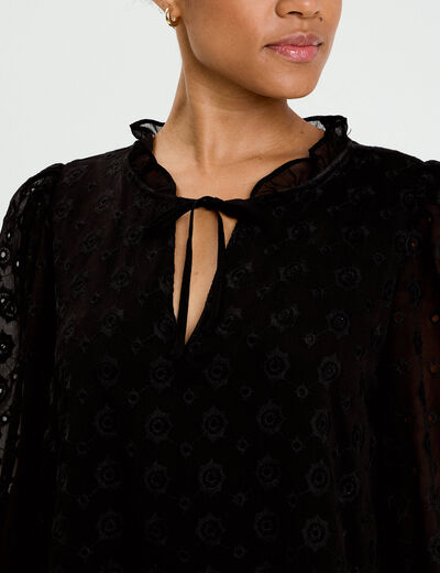 Robe &eacute;vas&eacute;e en voile brod&eacute; noir femme