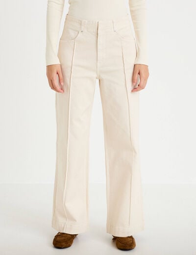 Pantalon bootcut taille basse en jean ecru femme