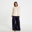Blouse droite courte col v broderie ivoire femme
