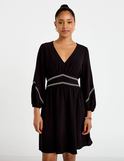 Robe courte &eacute;vas&eacute;e col v manches 3/4 noir femme