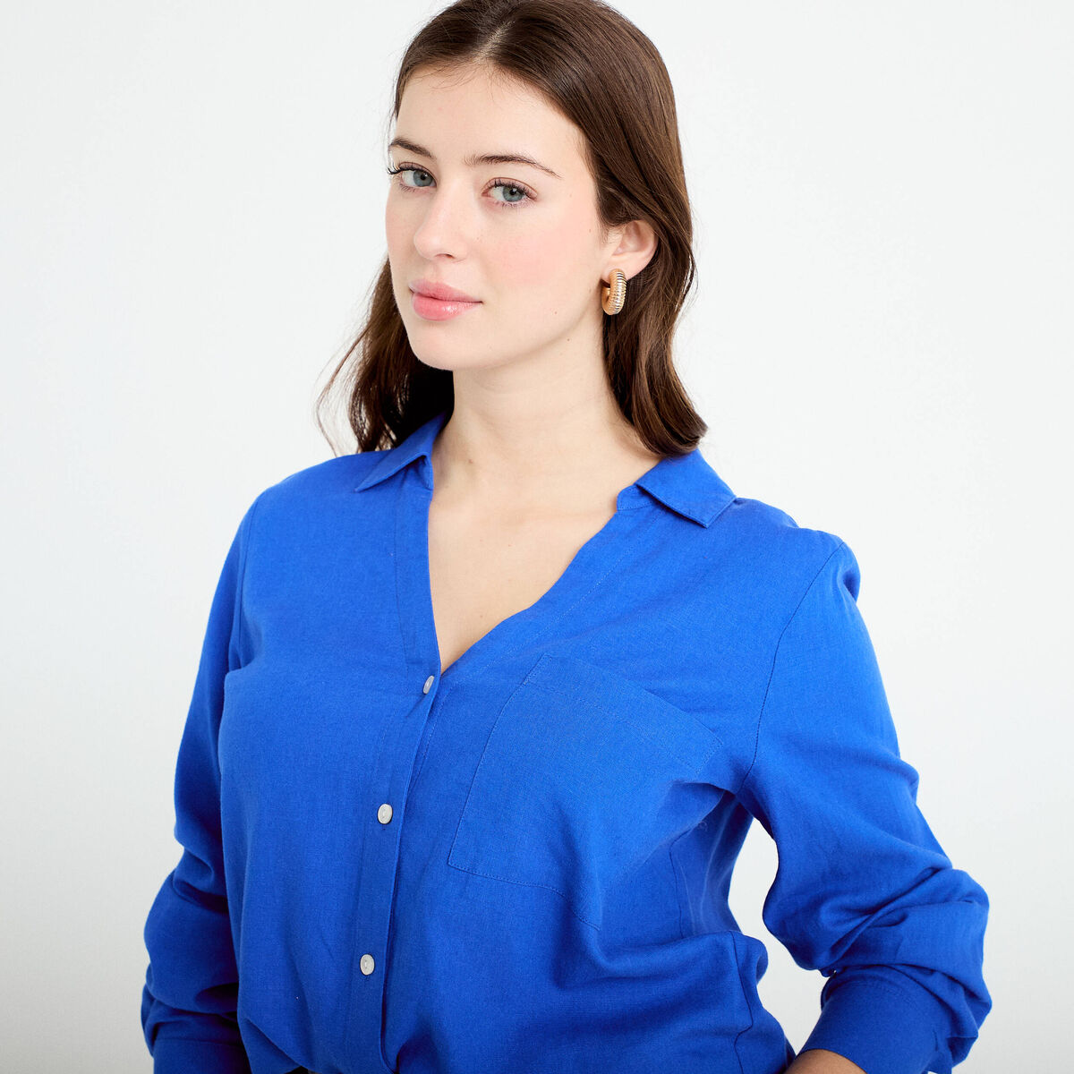 Chemise lin col V manches longues bleu electrique femme