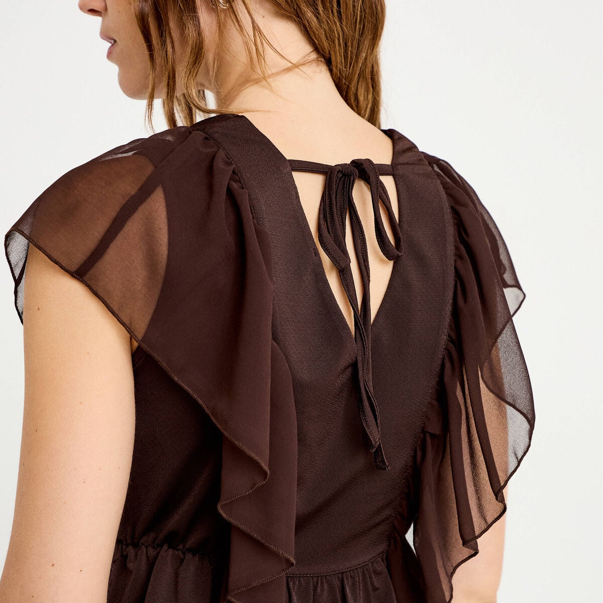 Blouse d&eacute;collet&eacute; voile manches courtes marron fonc&eacute; femme
