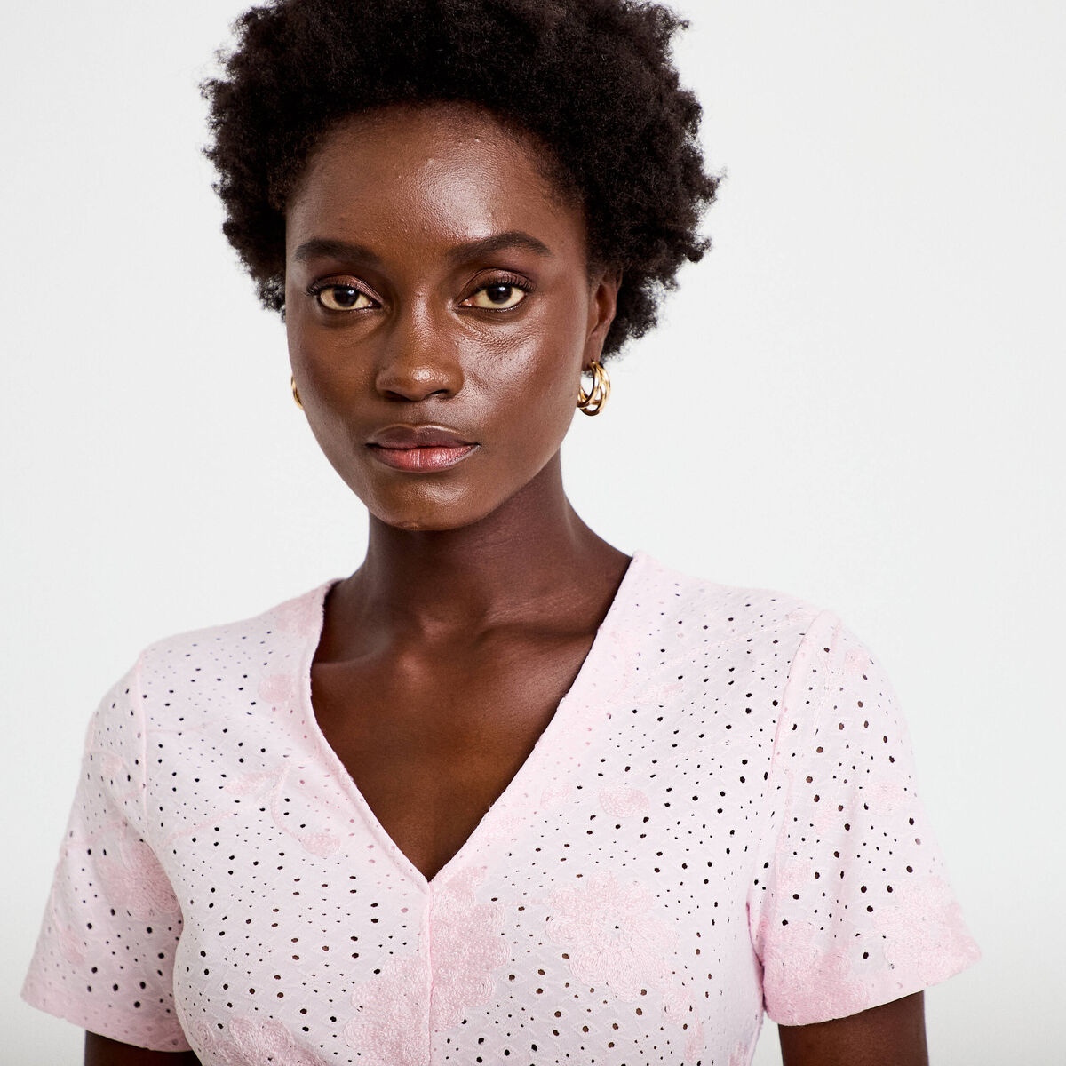 Blouse d&eacute;collet&eacute; manches courtes rose clair femme