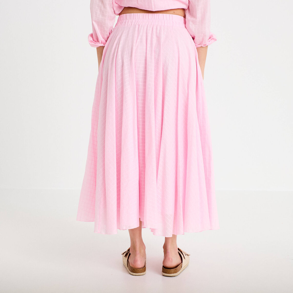 Jupe longue &eacute;vas&eacute;e rose clair femme