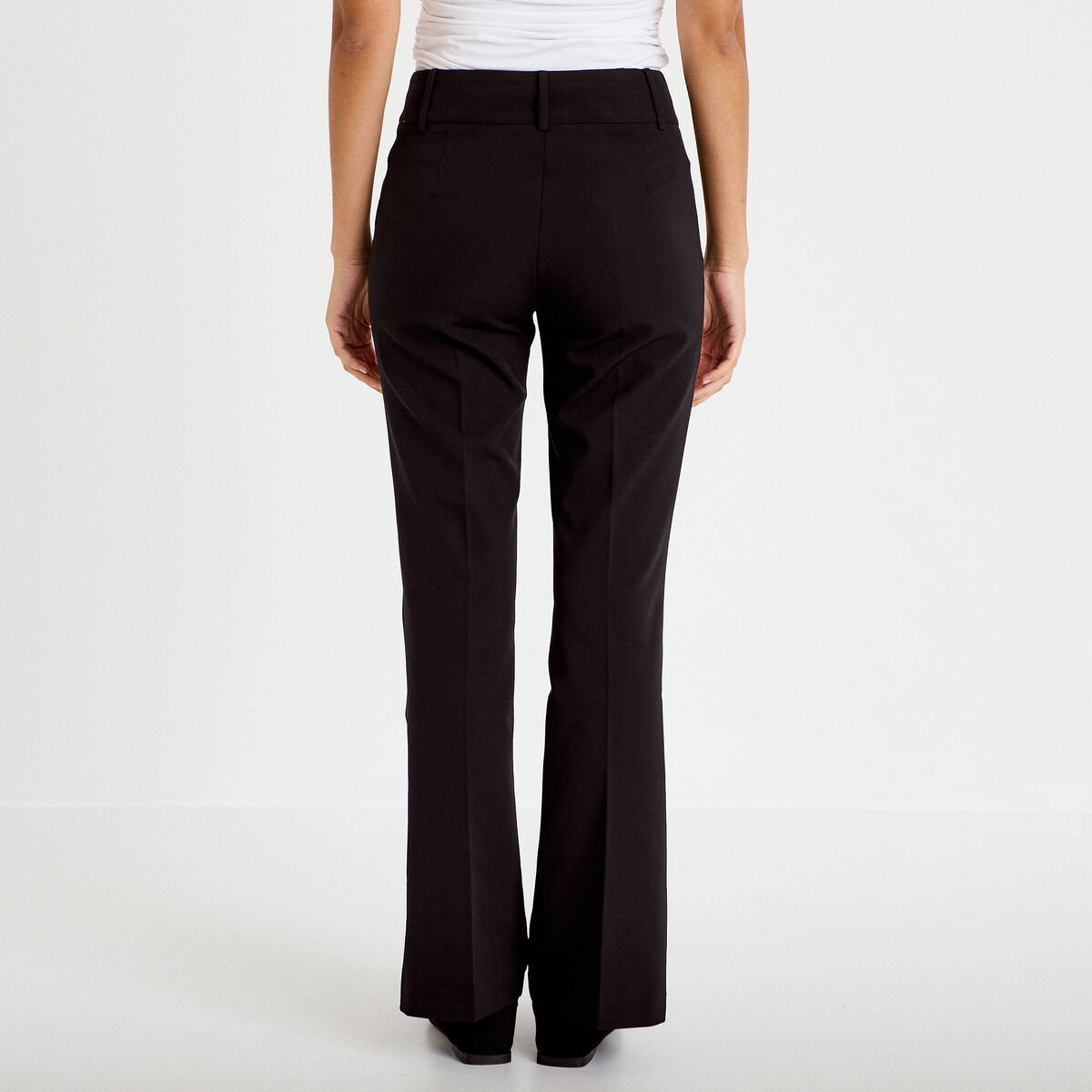 Pantalon flare noir femme