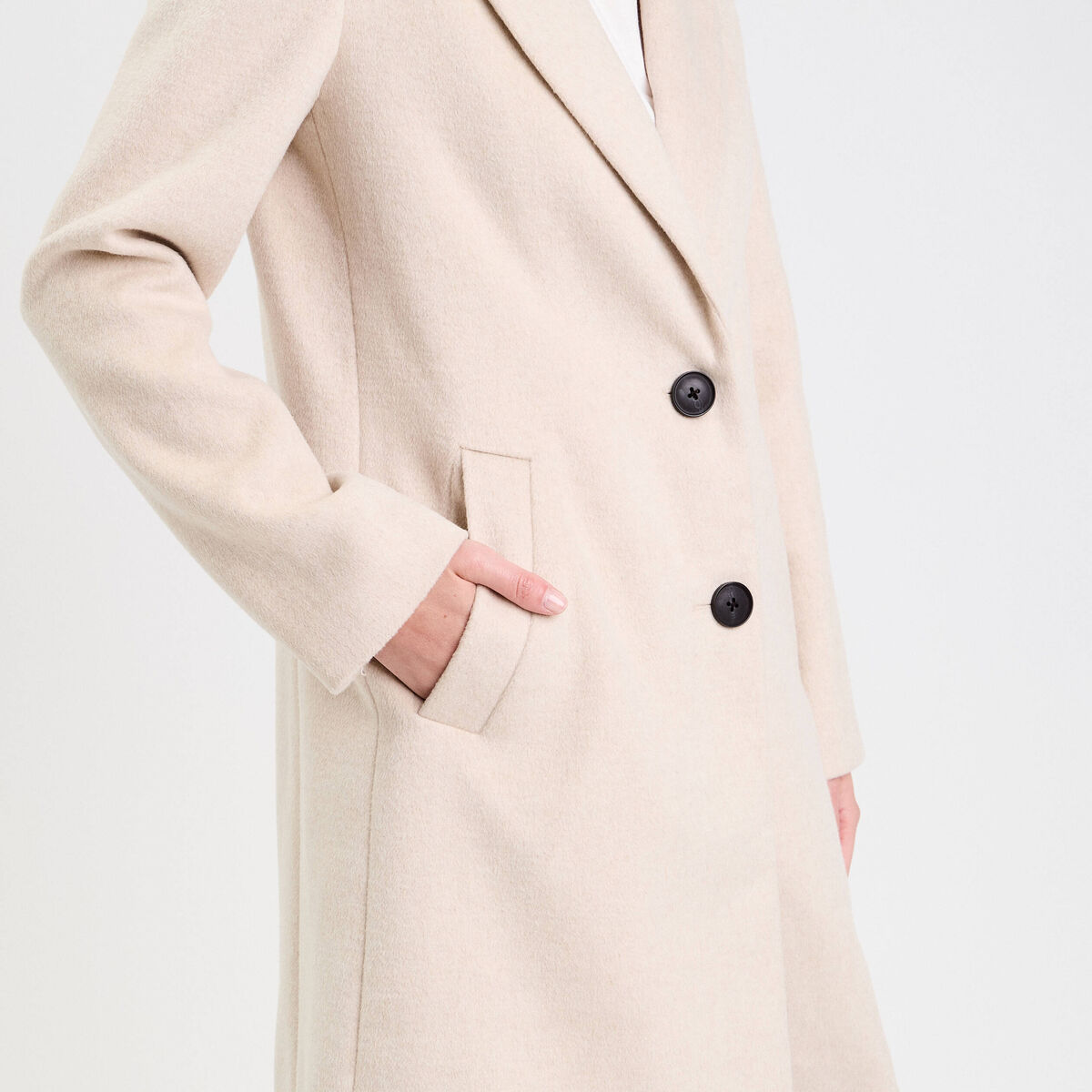 Manteau long boutonn&eacute; beige femme
