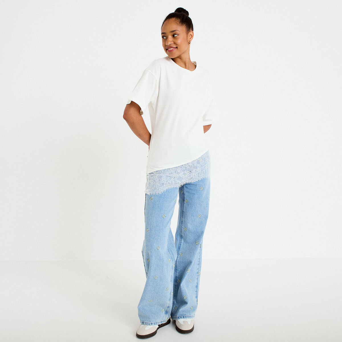 Jean wide leg broderie taille haute bleu femme
