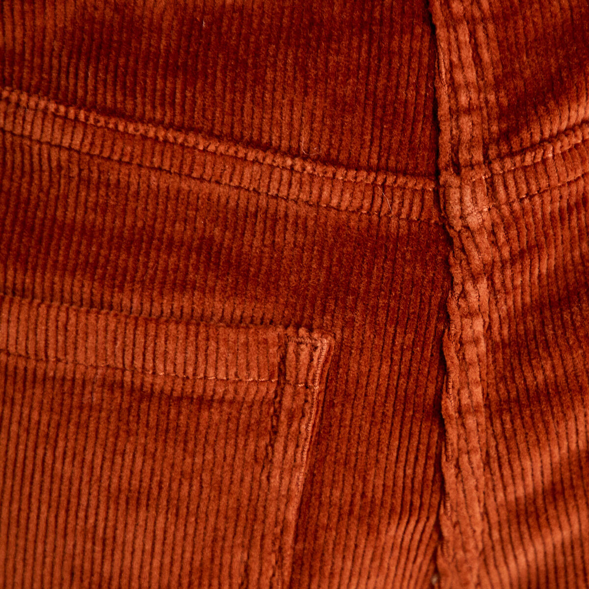 Pantalon barrel en velours marron cognac femme