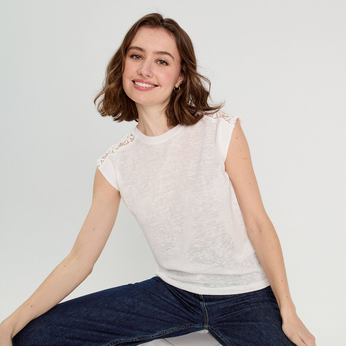 D&eacute;bardeur &eacute;paules dentelle ecru femme