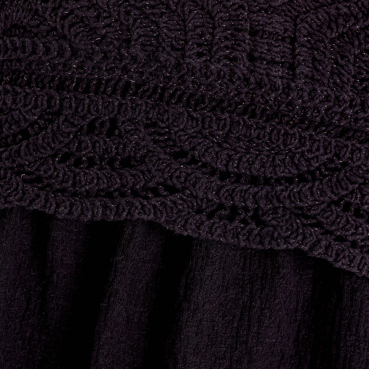 D&eacute;bardeur col aspect crochet noir femme