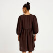 Robe droite courte col v manches 3/4 marron fonc&eacute; femme