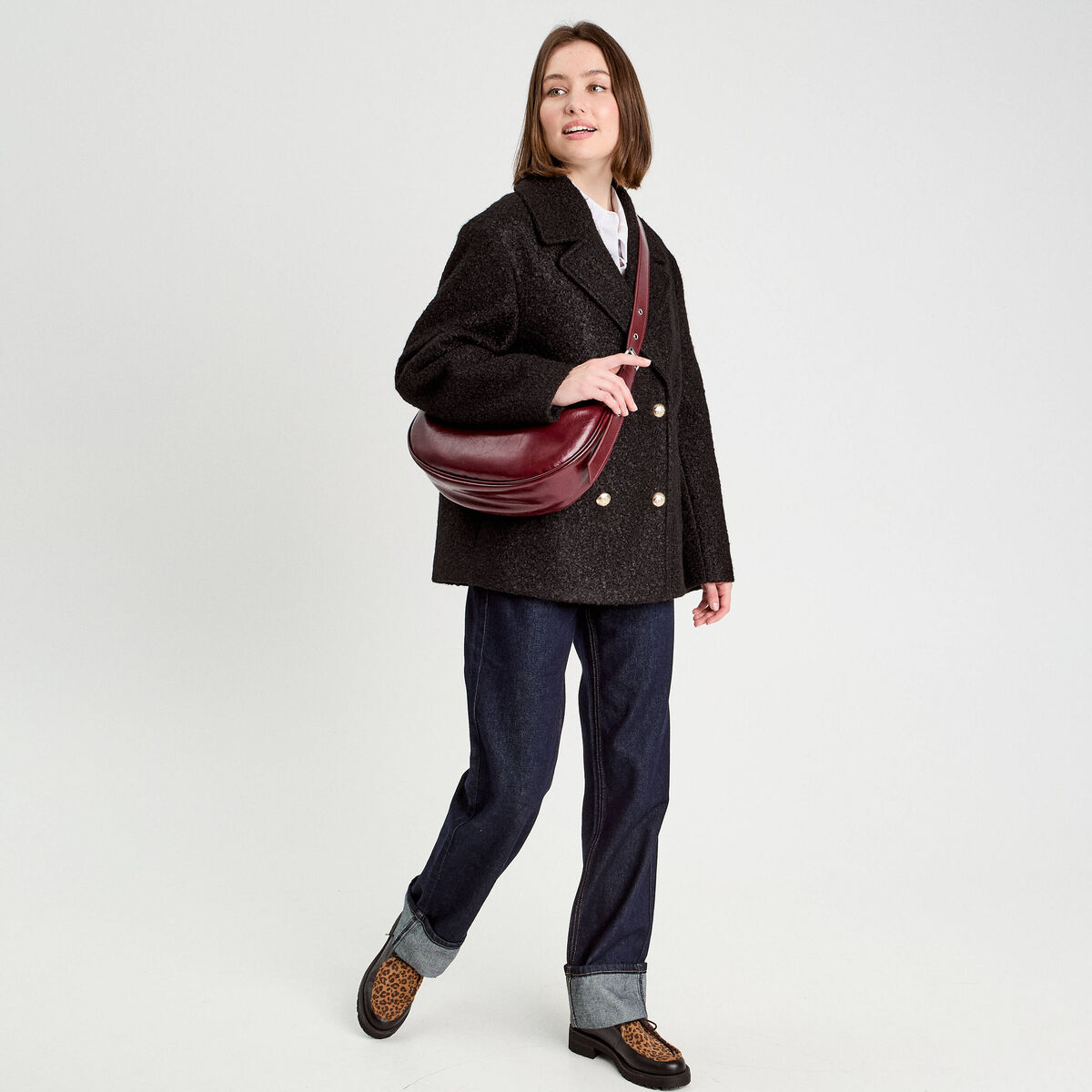 Manteau bouclette boutonn&eacute; noir femme