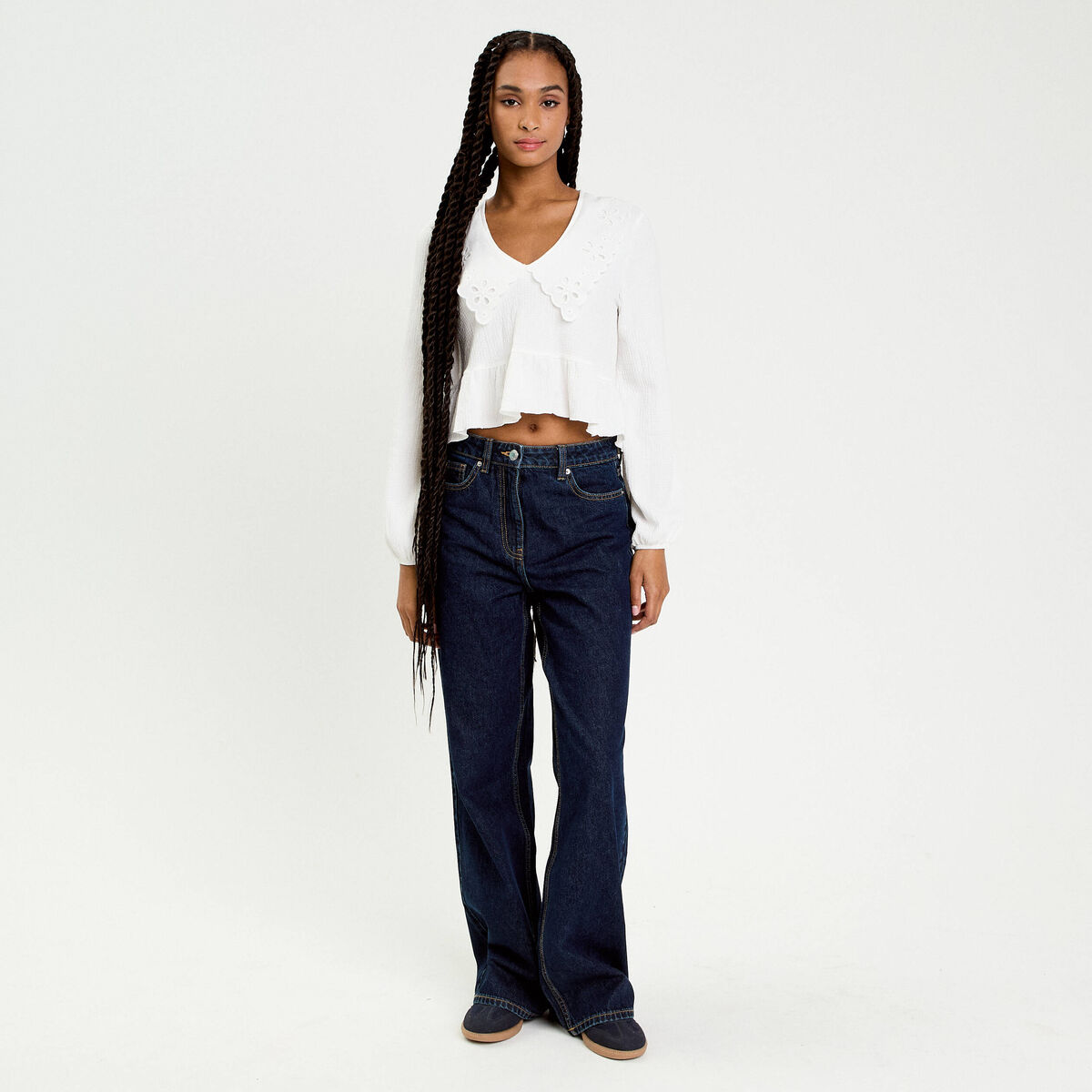 Blouse cropped grand col brod&eacute; ecru femme