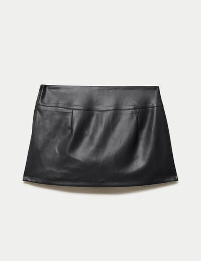 Jupe-short mini enduite d&eacute;tails clout&eacute;s noir femme