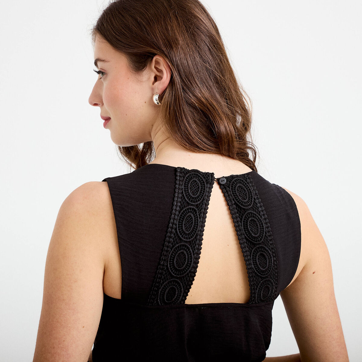 Combinaison large 3/4 sans manches col v noir femme