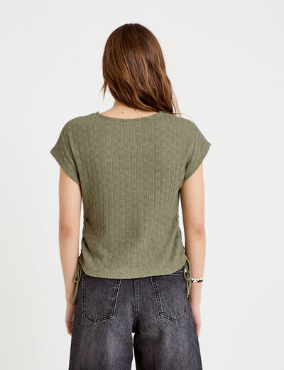 T-shirt ajour&eacute; d&eacute;tails cordons vert kaki femme