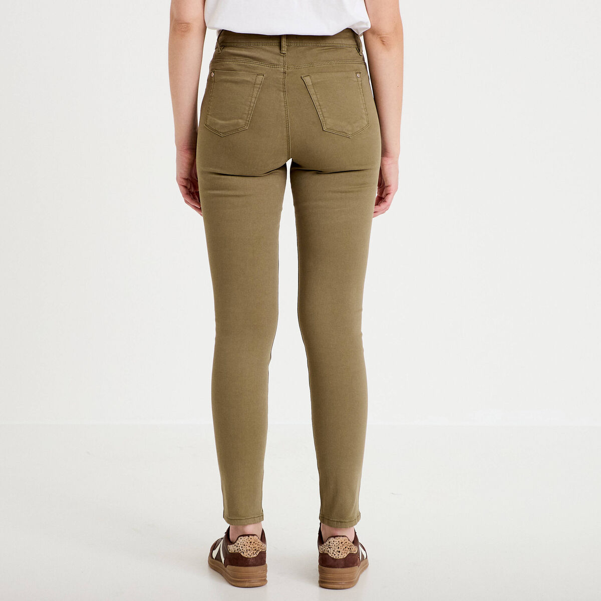 Jeans slim 5 poches vert kaki femme