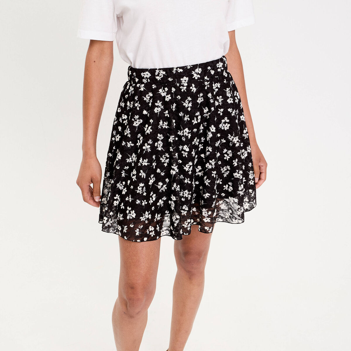 Jupe courte &eacute;vas&eacute;e en voile doubl&eacute;e noir femme