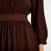 Robe courte &eacute;vas&eacute;e col v manches 3/4 marron fonc&eacute; femme