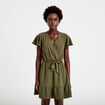 Robe courte &eacute;vas&eacute;e col v manches courtes vert kaki femme