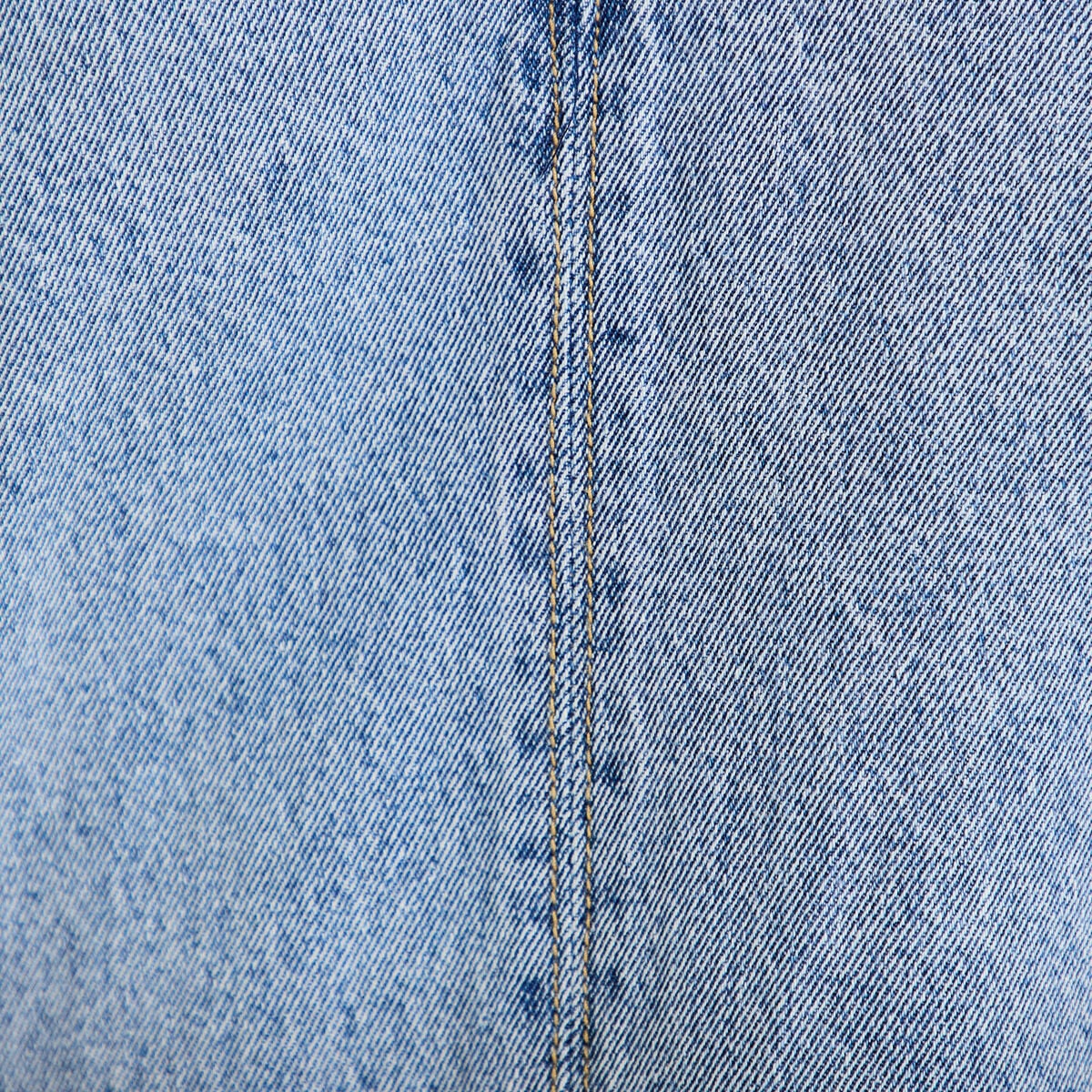 Robe courte &eacute;vas&eacute;e en jean sans manches denim bleach femme