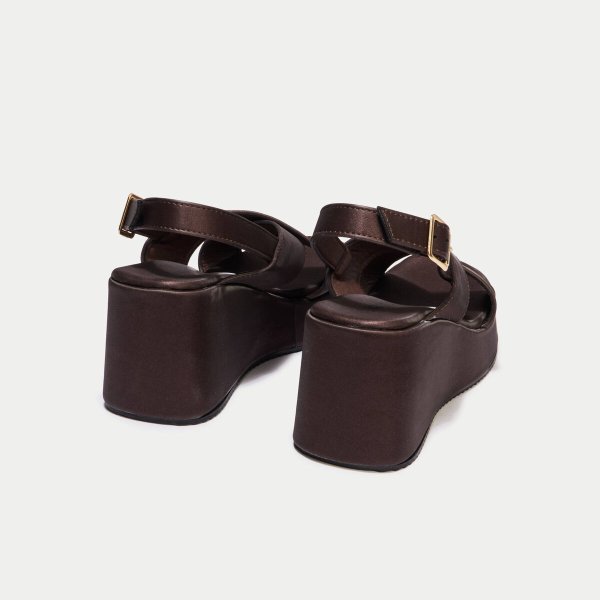 Sandales &agrave; talon effet satin&eacute; bordeaux femme