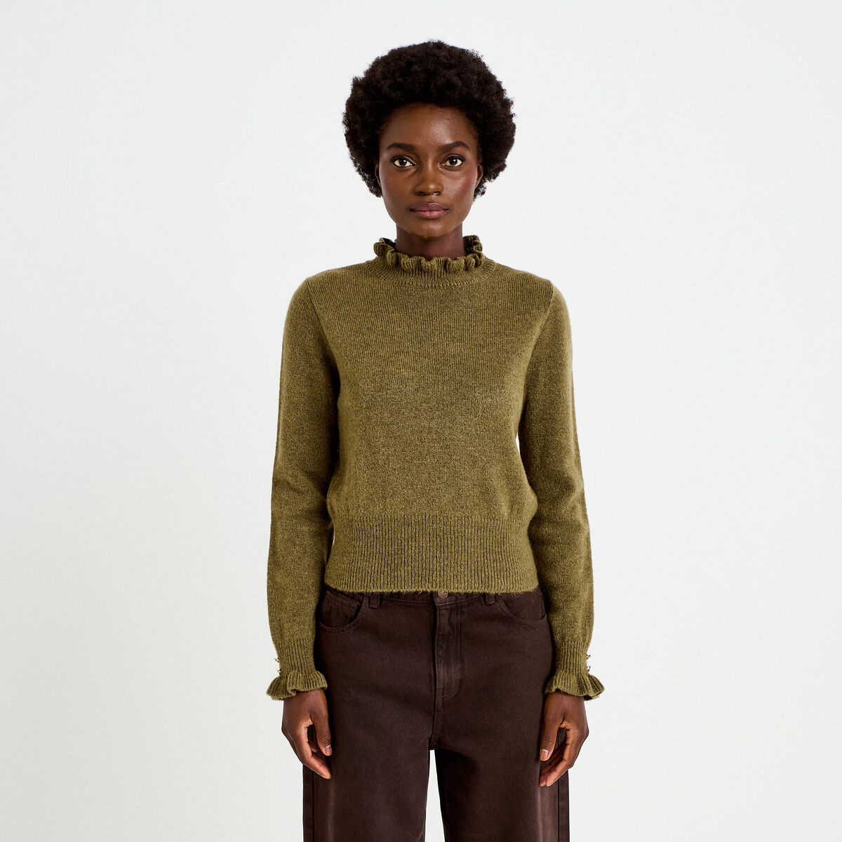 Pull ajust&eacute; col montant manches longues vert kaki femme