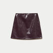 Jupe droite courte en similicuir violet fonc&eacute; femme