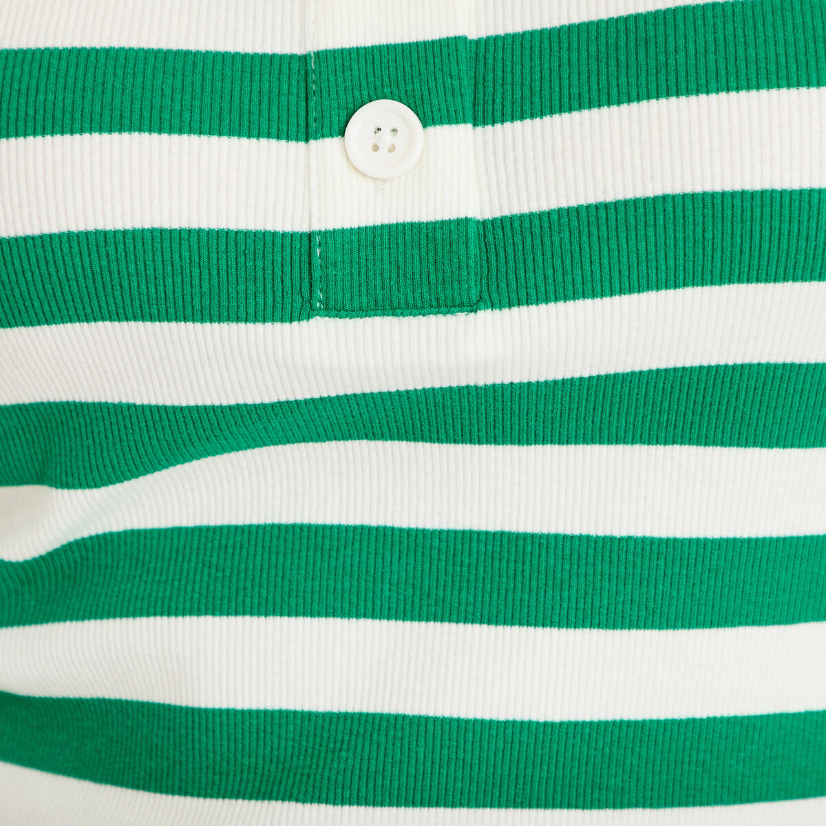 T-shirt c&ocirc;tel&eacute; col polo vert femme