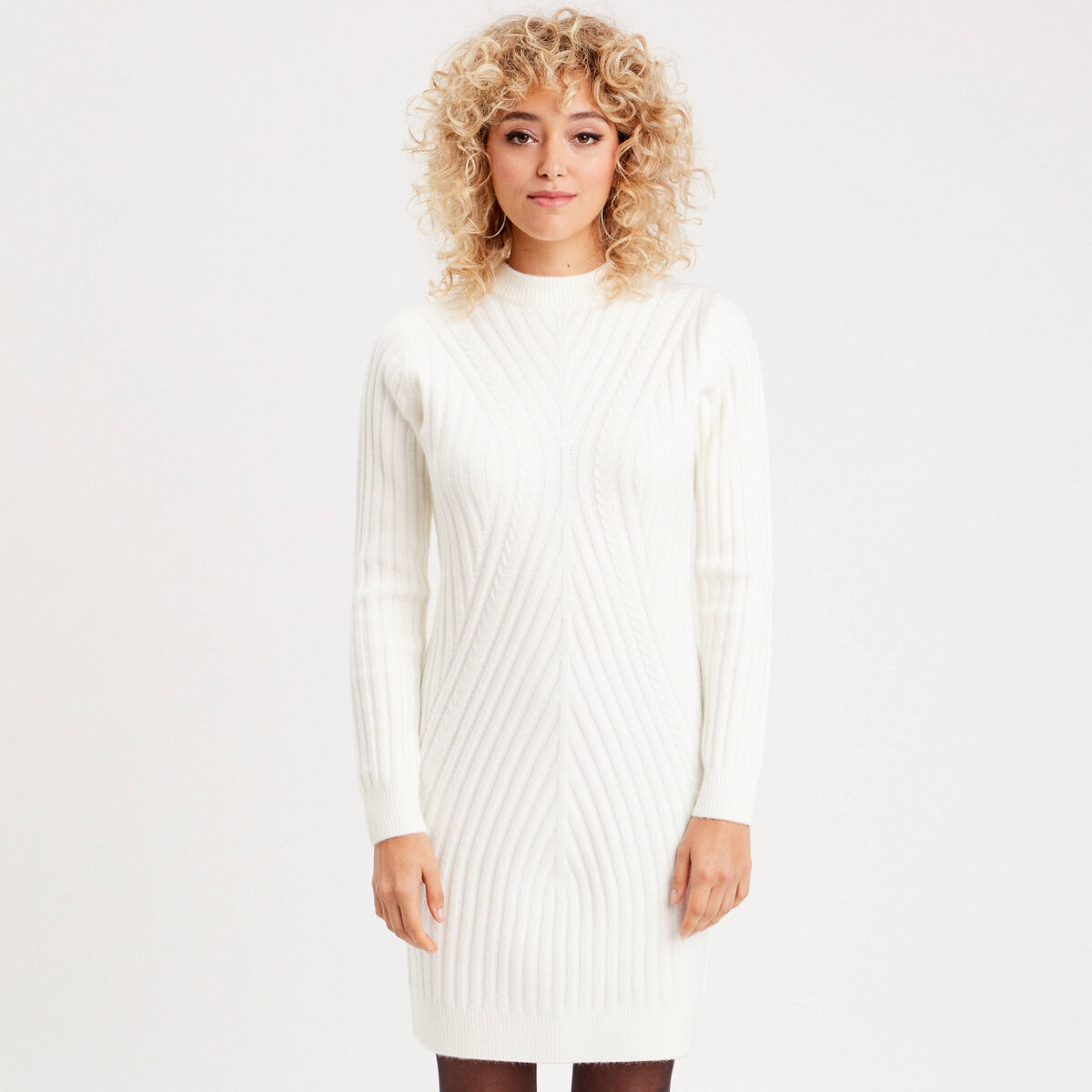 Robe pull &agrave; torsades ecru femme