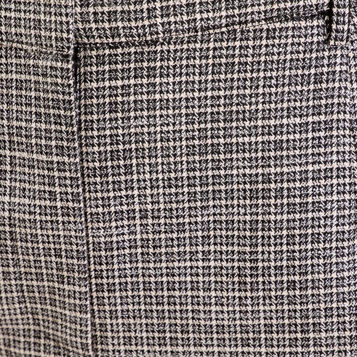 Short regular taille standard tweed noir femme