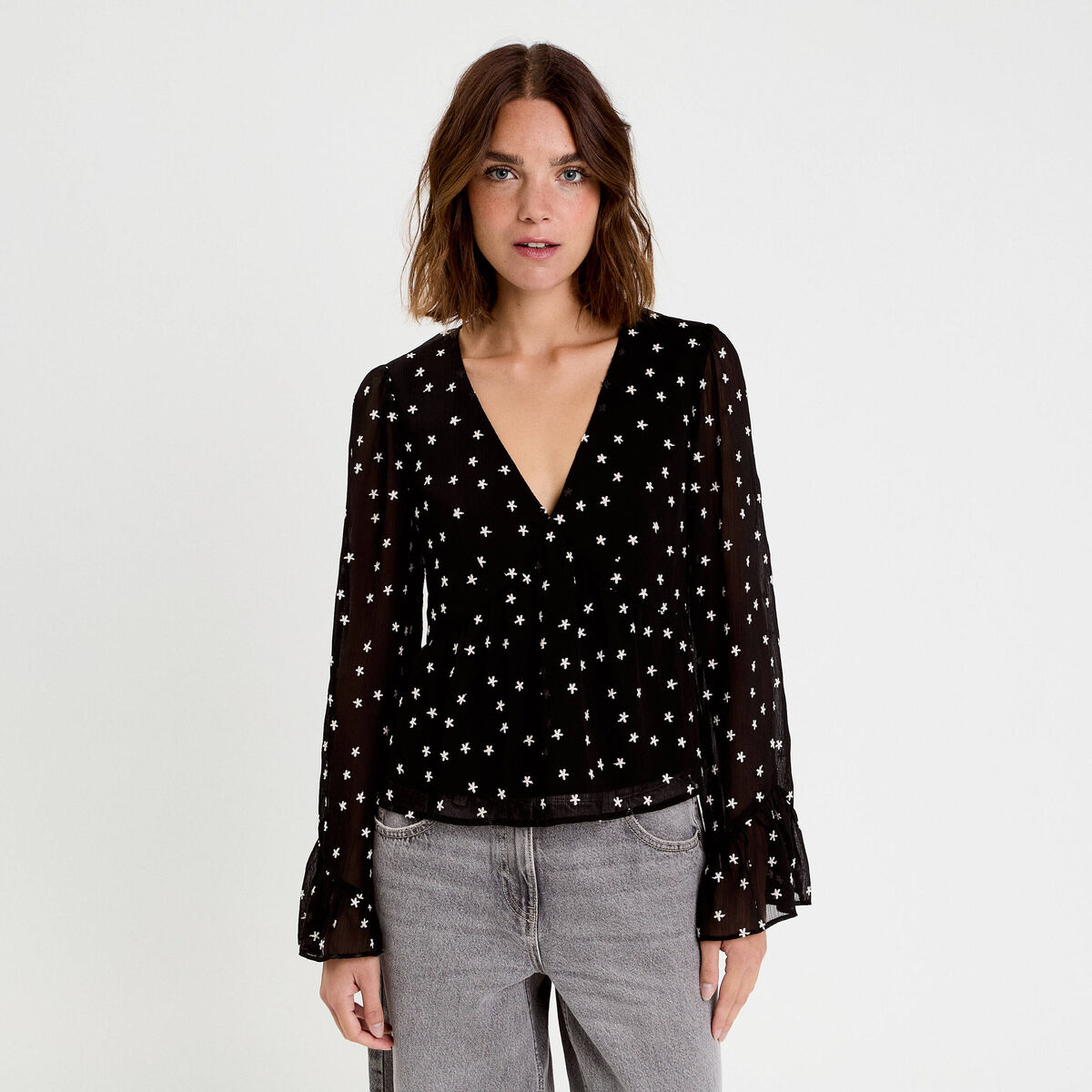 Blouse brod&eacute;e volant&eacute;e noir femme