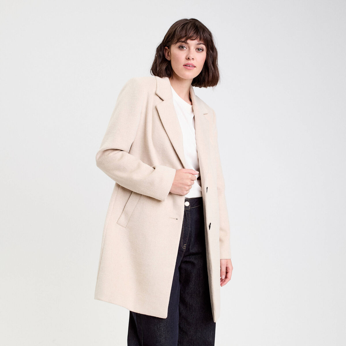 Manteau long boutonn&eacute; beige femme