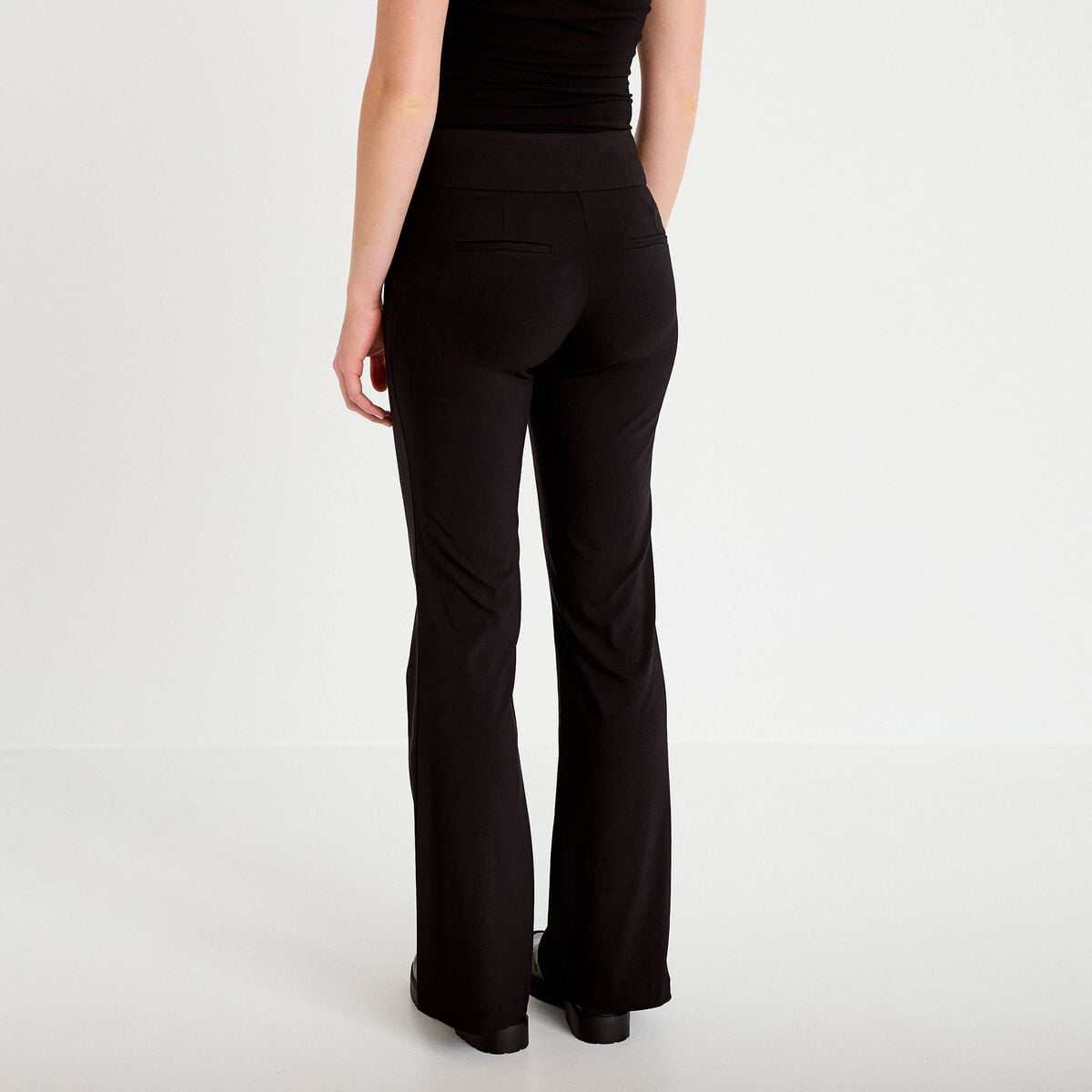 Pantalon bootcut taille basse noir femme
