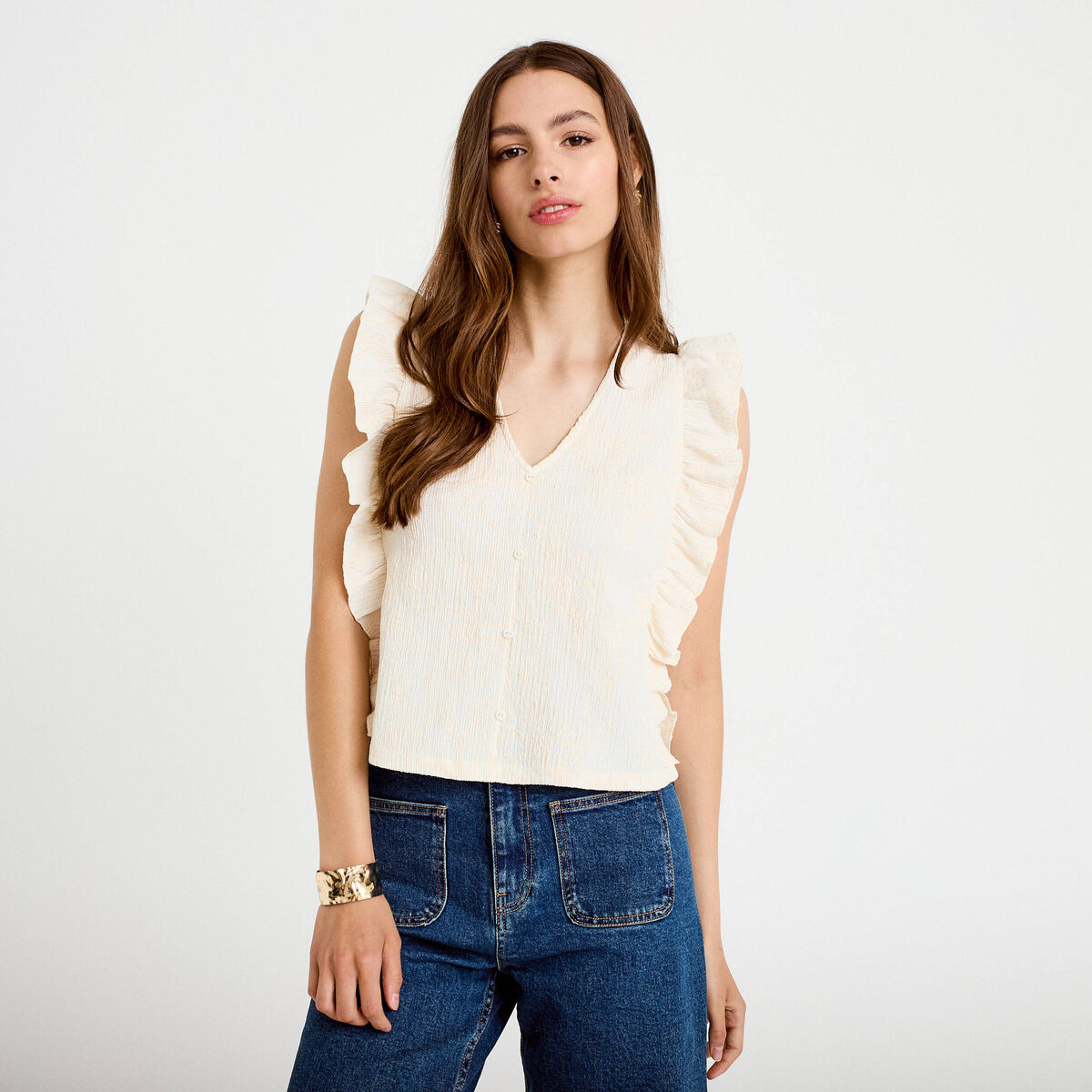 T-shirt sans manches col v brod&eacute; ecru femme