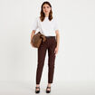 Pantalon cigarette ceintur&eacute; marron fonc&eacute; femme